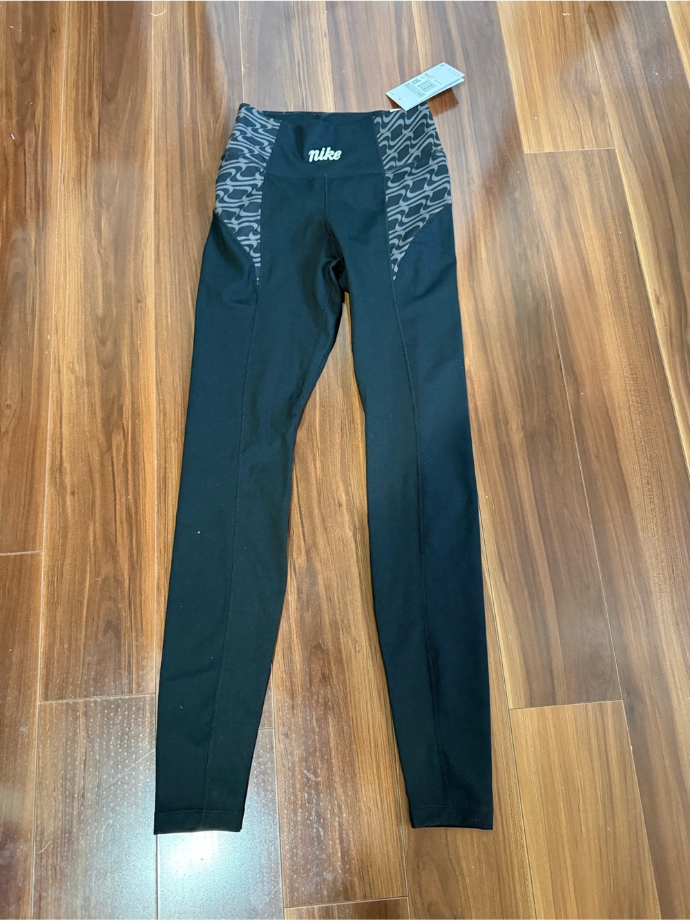 Nike Black Leggings with Grey Patterned Waistband